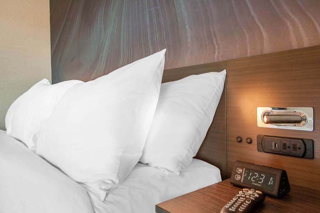 Hotel Centro Sonoma Wine Country, Tapestry Collection Hilton Rohnert Park Δωμάτιο φωτογραφία