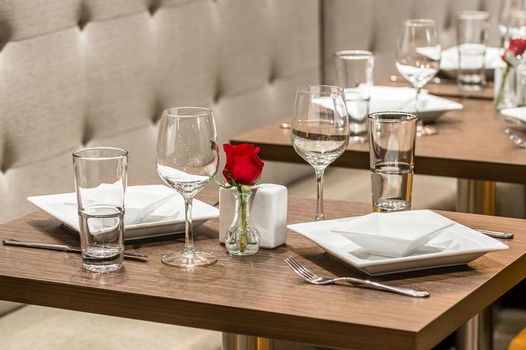 Hotel Centro Sonoma Wine Country, Tapestry Collection Hilton Rohnert Park Εστιατόριο φωτογραφία